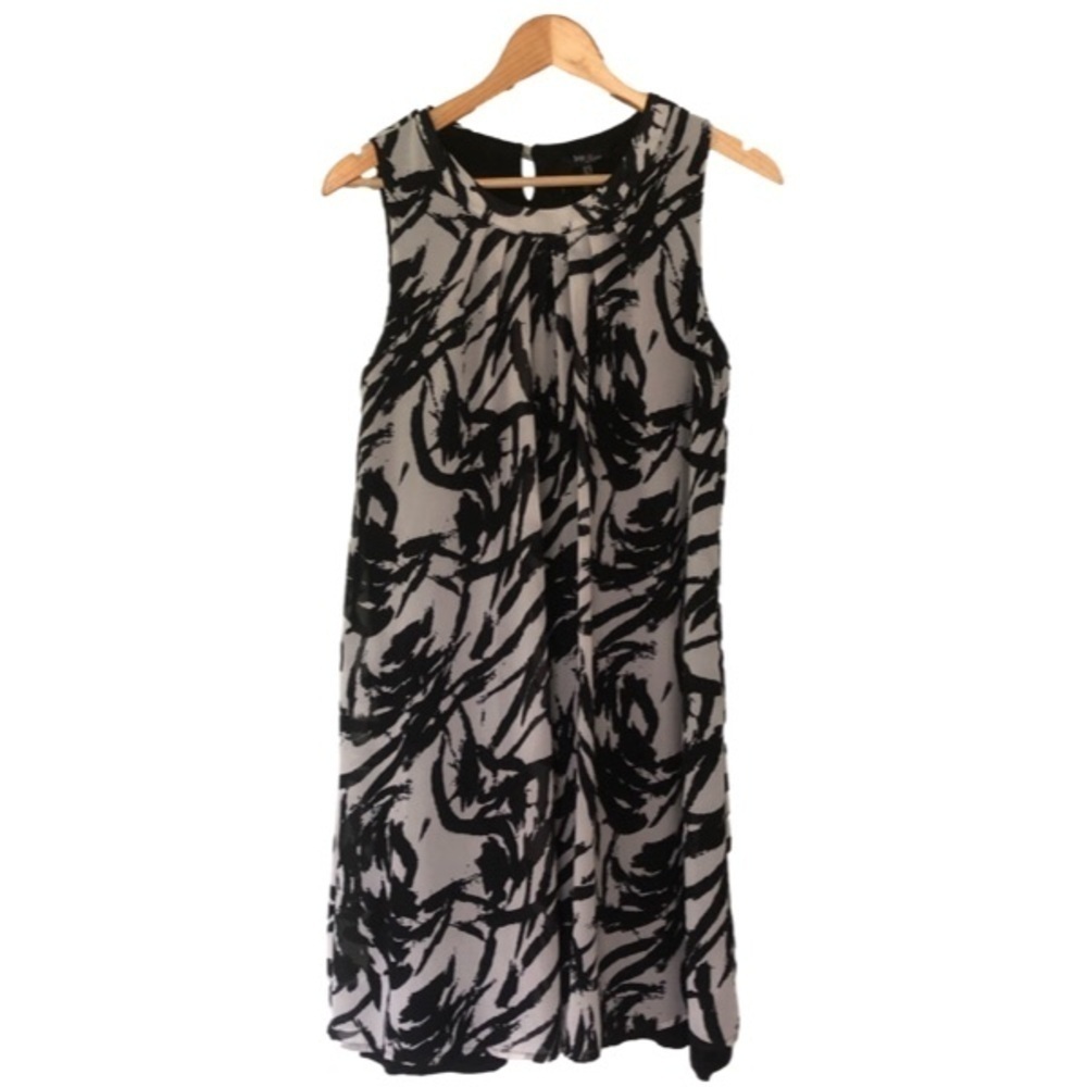 Black And White Abstract Shift Dress NWT Ivy Beau Size 6